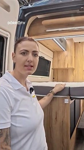 Transverse bed in a 6-meter camper: How clever is the Dexter 580 🚐✨