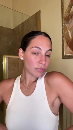 After I posted those pictures a couple days ago I got a lot of questions about the makeup I use! This has been my go-to summer glowy look! Here’s a mini tutorial and breakdown of the products I used: Brows: Anastasia Beverly Hills Brow Wiz in Medium Eyeshadow: MAKEUP BY MARIO “Master Mattes” Palette Mascara: Maybelline New York “Lash Sensational” in Black Foundation: Armani beauty “Luminous Silk” foundation in 6.5 Concealer: Kosas concealer in “Revealer” Under Eye Powder: Kosas Pillowy Cloud Set