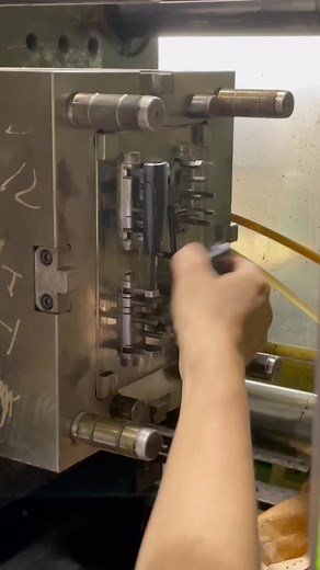 Plastic Injection Mold Factory Overview