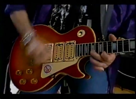 Ace Frehley - Guitar Vocal Anton Fig - Drums Ritchie Scarlet - Guitar Vocal Saul Zonana - Bass BREAKOUT live 1994 | Black Diamond