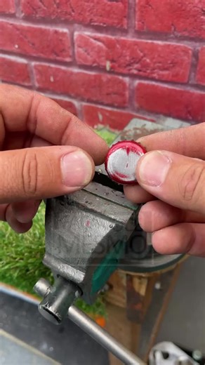 The simple cap that replaces an expensive part Cheap, smart, and effective #SmartReuse #DIYFix #EverydayHack