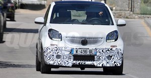 Versão Brabus do Smart ForTwo é flagrada