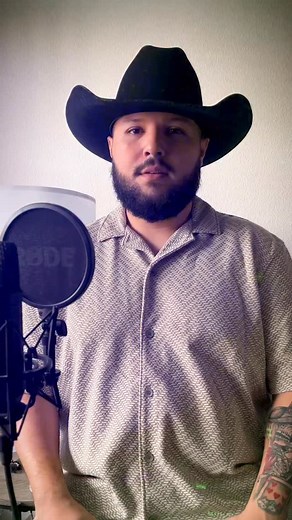 The Story Behind El Columpio 🔥 #LosRielerosDelNorte #ElColumpio #cornelioreyna #Norteño #Norteñas #RegionalMexicano #RegionalMexicanoUSA #translation #history #lyrics #foryou #viral #reels | Traxlate