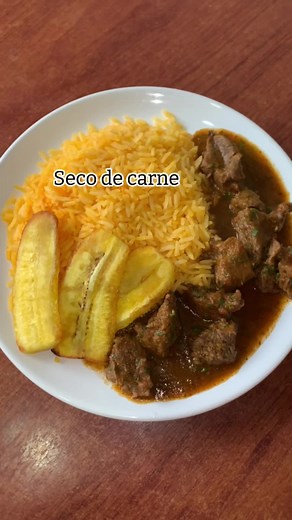 Seco de carne a mi manera: Receta deliciosa y fácil de Ecuador