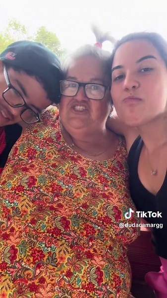 Minha relação com a vovó e os netos