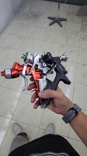 which one is your choice? #sata #sataminijet #minijet #dv1s #devilbiss #devilbissdv1 #sagola #sagolaminixtreme #minixtreme #spraypaint #spraygun