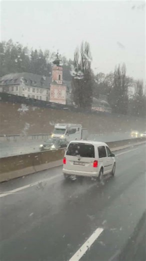 Highway in heavy snow caught on dashcam #winterdriving #snow #dashcam