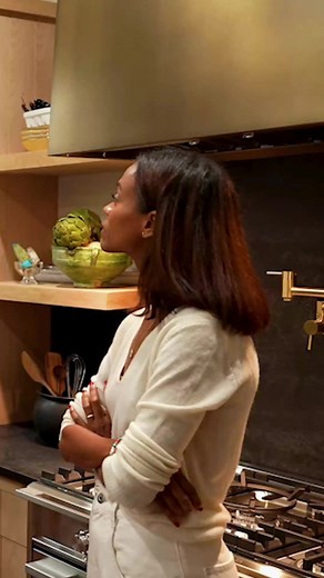 Now we know Zoe Saldana’s favorite Property Brother… | Drew Scott