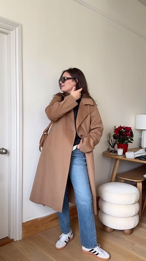 jessica chelsea hamilton. on Instagram: "Day 4 of the outfit advent calendar 🤍🗓️🧸 Still stealing my boyfriend’s things to get dressed… A casual, simple, practical, everyday outfit - you can add as many layers as you want under the jumper to keep warm (and add in thermal thick socks too 🧦) I am a size UK 10-12 & everything will be linked in my bio 🫶🏻 • • • outfit advent calendar #25daysofchristmas #25daysofoutfits #winteroutfit winter outfits, autumnal looks, size 10 outfits, get dressed wi