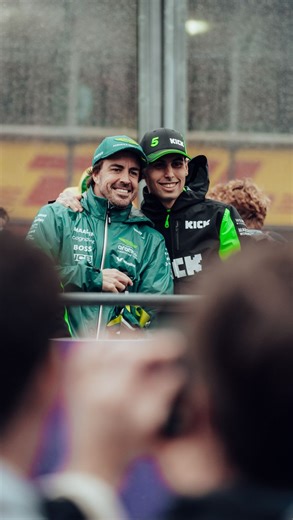 Derrick | F1 on Instagram: "😂Happy Daddylonso after a good race ‼️ (via @f1.direction ) . . . . Max Verstappen is now a 4-time Formula 1 world champion, having clinched his fourth consecutive title in 2024 despite Red Bull’s challenges. His iconic rivalry with Lewis Hamilton remains a highlight in Formula 1 history. In the ongoing 2025 season, the competition is fierce. McLaren is demonstrating strong form, currently leading the Constructors’ Championship with 516 points. Their drivers, 