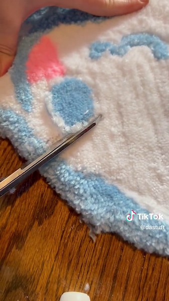Cinnamoroll Tufting: Crafting a Cute Rug | Sanrio Inspired