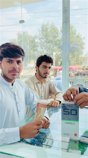 Infinix NOTE 50 Review: Features and Battery Life