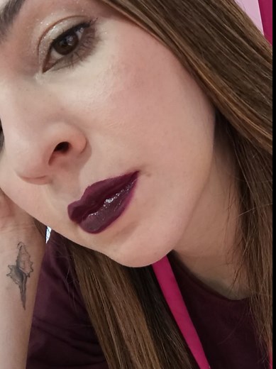 3INA Cherry Lip Glaze Review: Shine and Moisture