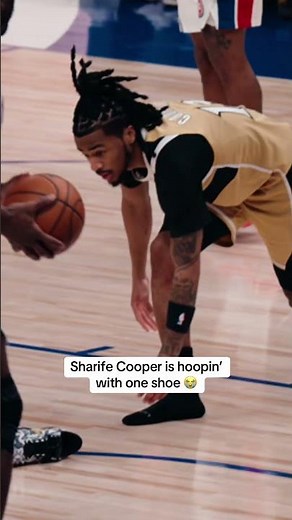 Not even a lost shoe can stop Sharife Cooper 👟 #wizards #highlights #detroitpistons #nba #shorts