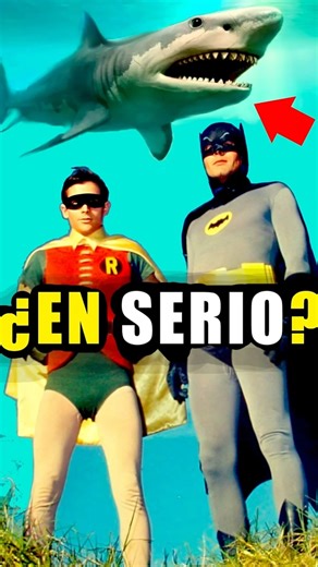 🦇 Lo MÁS ABSURDO de BATMAN contado en 1 MINUTO