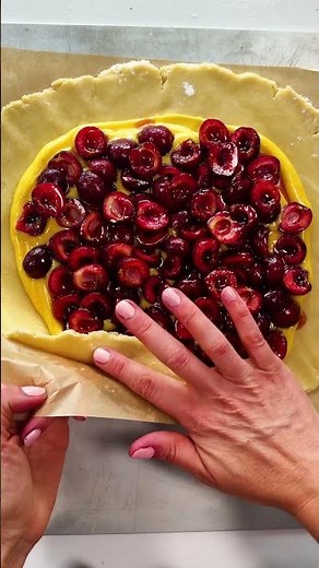It's cherry season and Cassie is not wasting a minute of it! 🍒