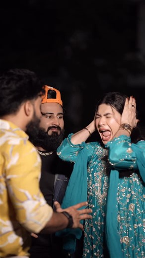 DILSIL M.M on Instagram: "1 million views ആർക്കാടാ എന്റെ കെട്ടിയോനെ കൊണ്ടുപോവാണ്ടത് comment yes for weight loss"