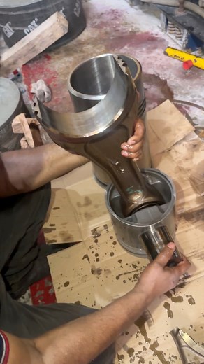 32K views · 559 reactions | Piston & Connecting Rod Installation Step-by-Step ‍ #piston #connectingrod #generator #mechanic #maintenance #working #viralreels #reels | Engine Xpress | Facebook