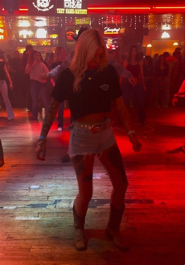 3 to Tango Line Dance at The Yellow Rose Nightclub