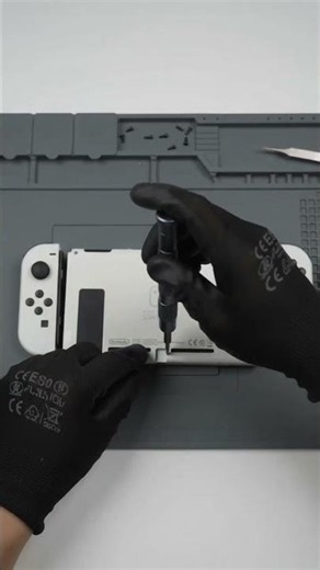 What's REALLY Inside a Nintendo Switch? (The Joy-Con Lock Mechanism) 🎮