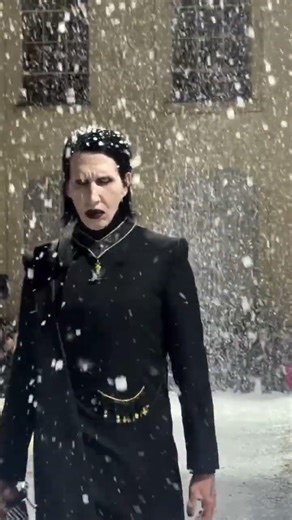 Marilyn Manson sorprende en la Paris Fashion Week 2026 de la firma Enfants Riches Déprimés