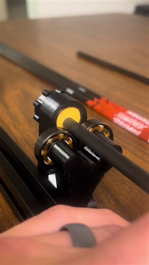 Keeping your arrows nice and square 🔥 #modsaw #archery #customarrows