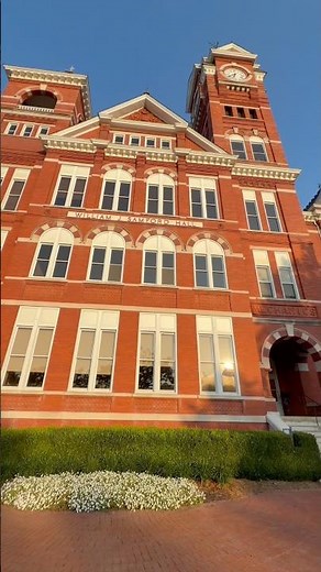 Samford Hall at Auburn University | Auburn, Alabama