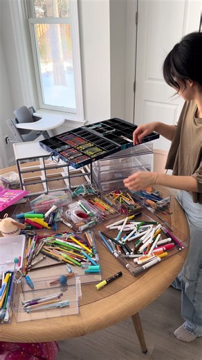 Mastering the Art of Decluttering with Kids