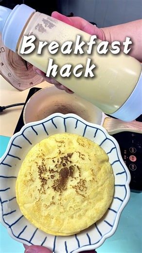 Making pancakes for a crowd just got SO much easier 🥞✨ This pancake batter dispenser mixes, pours, and stores all in one no mess, no uneven pancakes, no wasted batter. Perfect for pancakes, waffles, crepes, muffins, cupcakes, and breakfast for the whole family. If you love easy breakfasts, weekend brunch, or hosting, this is a must-have kitchen gadget. Bonus: it’s reusable, easy to clean, and on sale right now 👀🔥 #breakfastfordinner #pancakes #breakfasttime #kitchengadgets #kitchenessentials