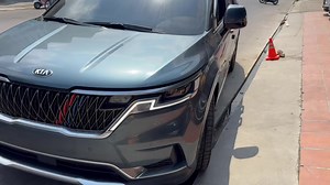 Kia carnival 2021 option noblesse រឺហៅហ្វូល 11 កៅអី ម៉ាស៊ូត 😘សូមបងប្អូនកុំមានការព្រួយបារម្មណ៍ ក្នុងការសំរេចចិត្តមកទិញរថយន្តនៅ VISALSAK168 ពួកយើងនឹងផ្តល់ភាពកក់ក្តៅ ទំនុកចិត្ត មានទំនួលខុសត្រូវជូនបងប្អូន100% ✅មានដឹកជូនដល់គេហដ្ថាន ☎️ 031 2222256 ( មិត្តហ្វូន ) ☎️ 086 877 567 join telegram https://t.me/visalsak168 រឺ https://t.me/jeda_visalsak168 ✅បើកលក់ចាប់ពីម៉ោង8ព្រឹកដល់7យប់រៀងរាល់ថ្ងៃ 🕹️ទីតាំងលើផ្លូវសែនសុខ1986 ខាងកើតស្តុបផ្សារដីហ៊ុយ100ម៉ែត្រសូមចុចមើលទីតាំង https://maps.app.goo.gl/vrYeAx7JUwUYpnx