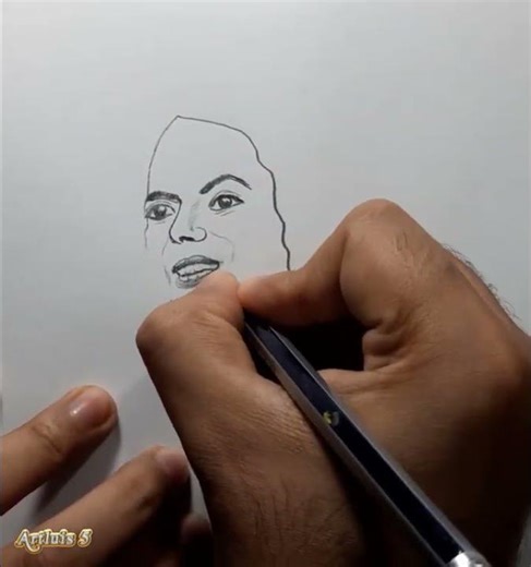 How to Draw a Shakira