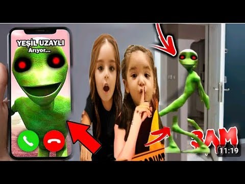 OH NO, A GREEN ALIEN CAME TO OUR HOUSE‼️ ESILA AND MENESA, WHAT ARE WE GOING TO DO‼️