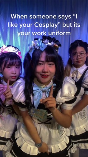 Experiencia en Maid Cafe: Uniformes con Estilo