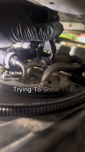 Javier's Power Stroke Diesel Repair: Apprentice Heavy Diesel Mechanic Tips