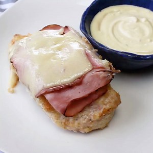 This Malibu Chicken recipe is an easy weeknight meal of boneless skinless chicken breast, low carb keto breadcrumbs, deli ham, and Swiss cheese! Recipe --> https://www.lowcarbmaven.com/malibu-chicken/ | Low Carb Maven