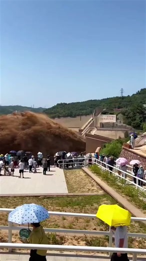 Flood Alert: Extreme Weather and Heavy Rain Risks