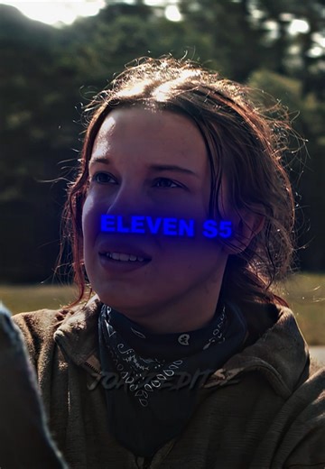 Stylish Outfits of Eleven in Stranger Things Season 3