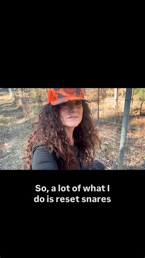 Beavers Unlimited on Instagram: "Resetting a snare on the fence line… #trapper #trapping #beaversunlimitedprostaff #dirtyhandscleanmoney"