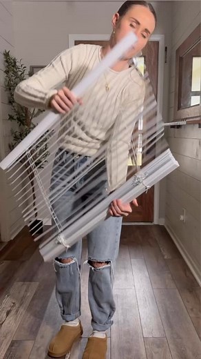 62K views · 693 reactions | DIY ROMAN SHADES #ad The most fun I’ve ever had doing any kind of fabric project! @krazy_products ✨Comment “shade” & I’ll send you everything I used for this project!✨ #krazyproductspartner #diyromanshades #diyprojects | Hanmade Details | Facebook