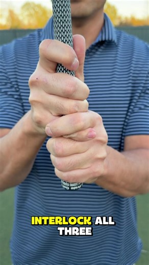 3 Common Golf Grips Baseball (10-Finger): All fingers on the club. Great for beginners, juniors, and easy power. Overlap (Vardon): Pinky over lead index finger. Most common grip—best mix of control power. Interlock: Pinky and index finger lock together. Ideal for smaller hands and better hand connection. The best grip = the one that feels comfortable and controls the clubface. Contact me and I can help with grip, setup, swing mechanics, and on-course strategy. DM to book virtual or in person les