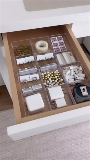 POV: You open your home office drawer and everything stays exactly where it should! 🙌💙 SHOP: https://container.store/3YlDoOD at #TheContainerStore #ProTip: The Container Store Ambassador @neatlydesigned recommends using the Like-It Drawer Dividers and Museum Gel to keep your drawers organized and prevent sliding. Learn more about becoming a Brand Ambassador here: https://www.containerstore.com/brand-ambassadors | The Container Store