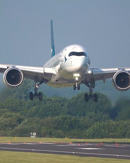 Four Mega Heavy Plane Landings Compilation