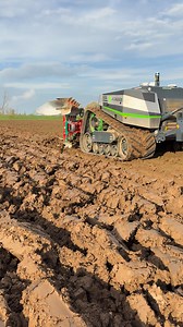 Ploegen met de AgXeed Agbot T2💪! #Agxeed #agriculture | Nouws Mechanisatie B.V.
