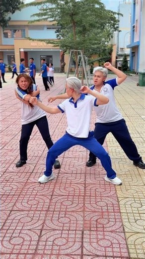 BEN EAGLE - Holding a grudge against a classmate #ActionComedy #KungFu #school #Trending #Viral