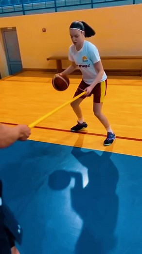 🔥 Partner Ball Handling with Stick Manipulation — Elevate Your Coordination and Control 🏀 At Skills Academy, we incorporate innovative drills to enhance players’ hand-eye coordination, ball control, and reaction time. The Partner Ball Handling with Stick Manipulation drill is designed to challenge athletes both in stationary positions and while moving, simulating real-game scenarios.​ Mastering the unexpected prepares you for any challenge on the court. Embrace the unpredictability, and let it