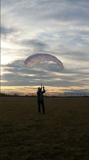 Kitech Parawing - DWing Up & Down 3.5 m2 static flight and 360 -s short