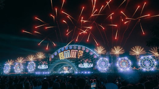 หนึ่งวันขึ้นสวรรค์ อีกหนึ่งวันลงนรก เตรียมตัวมันเลยมอออ เจอกันวันเสาร์ FERRIS WHEEL STAGE 🎡😇⛅️ LOMOSONIC / BIG ASS / BANK PREETI / POTATO / SLOT MACHINE / BODYSLAM วันอาทิตย์ FERRIS HELL STAGE 🎡😈🔥 ONLY MONDAY / NONT TANONT / JEFF SATUR / THREE MAN DOWN / JOEY PHUWASIT / TAITOSMITH PEPSI presents BIG MOUNTAIN MUSIC FESTIVAL 15 มัน มงคล มาก 6 - 7 ธันวาคม 68 ดิโอเชี่ยน เขาใหญ่ ขายบัตร EARLY COW 5 - 7 กันยายน 2568 ราคา 2,000 บาท (จากปกติ 2,500 บาท) บัตร VIP COW 5 กันยายน เป็นต้นไป ราคา 4,000 บา