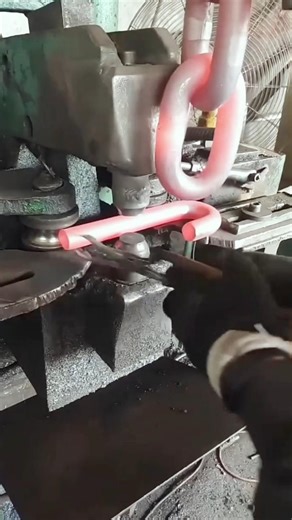 Making Heavy Duty Iron Chain by Hand 🎉 Strongest Chain Process 👍 #craft #handmade #skills