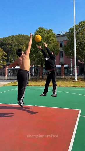 Shirtless hooper vs campus security went EXACTLY how you think 😭💀 Bro told me to “get off the court”… so I broke his ankles instead 😂🏀 Who wins? Shirtless bucket getter 🏆 or the rent-a-cop 🚔 Drop a 🔥 if I cooked him Turn on notifications, more streetball chaos dropping daily 👀 #Basketball #AnkleBreaker #Streetball #ShirtlessHooper #FYP #Viral | ChampionCrafted