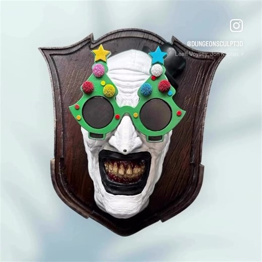 The art wall mount is now finished. Get some fun wall decor for you horror room! Message if interested. I can also do other glasses if you feel the need to switch out for the seasons! #arttheclown #terrifier #arttheclownterrifier #horror #horrormovies